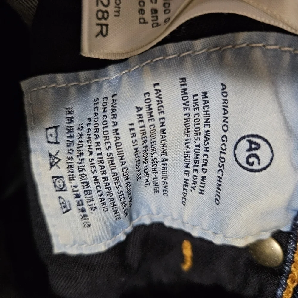 AG Adrianna Goldschmied the legging super skinny size 28R
